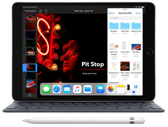 iPad Air 3 with Smart Keyboard